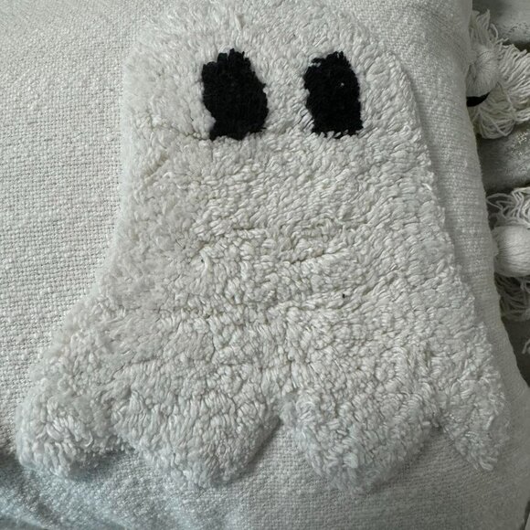 NWT VIRAL Sweet Street Ghost Trio Pillow - Picture 5 of 5